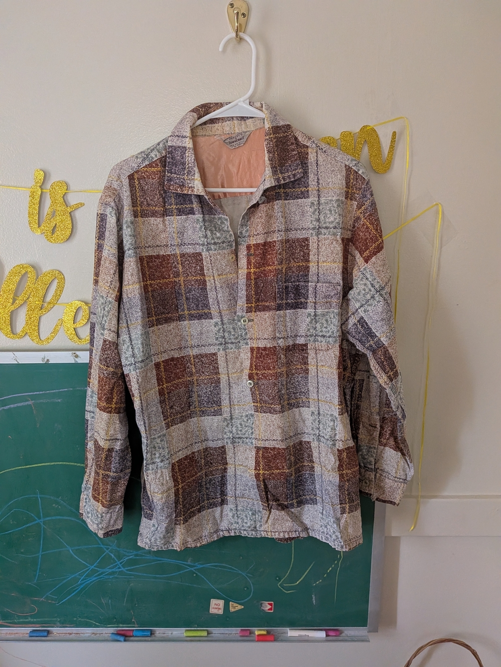 Men's 1950s Loop Collar Camp Shirt Plaid Shirt in Brown and Cream Large